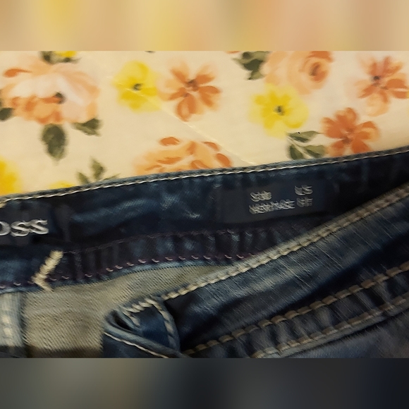 Womens Vigoss Jean shorts - Picture 3 of 3